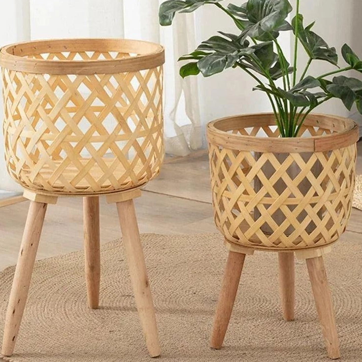 Handwoven Bamboo Planter with Wooden Stand – Natural Rattan Flower Pot Holder, Boho Indoor Plant Basket for Home Decoration